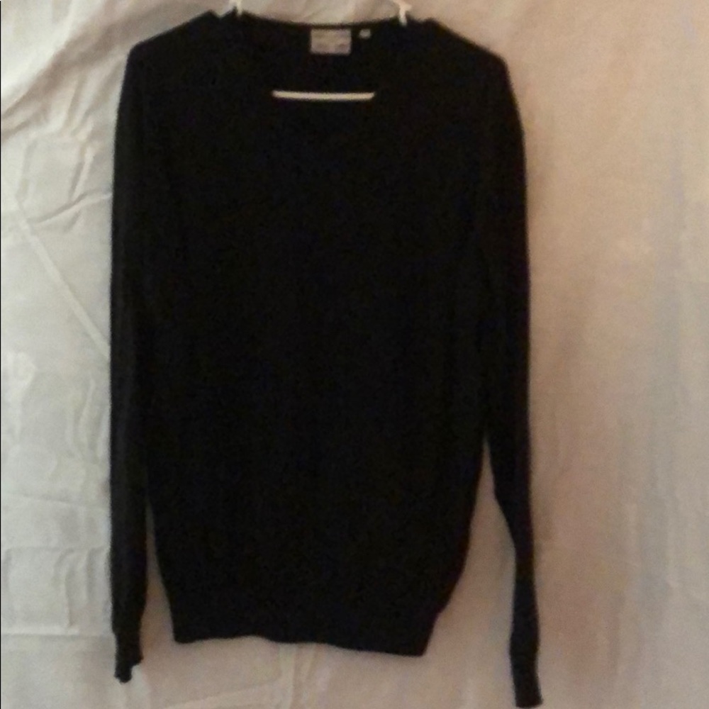 men’s sweater